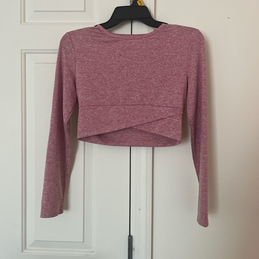 Cropped long sleeve top